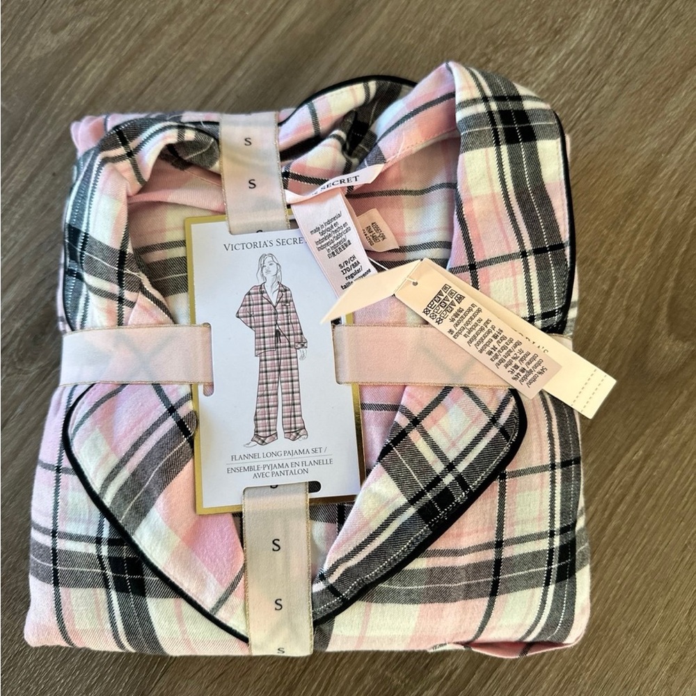 Victoria's Secret Pink Plaid women’s  Pajama Set